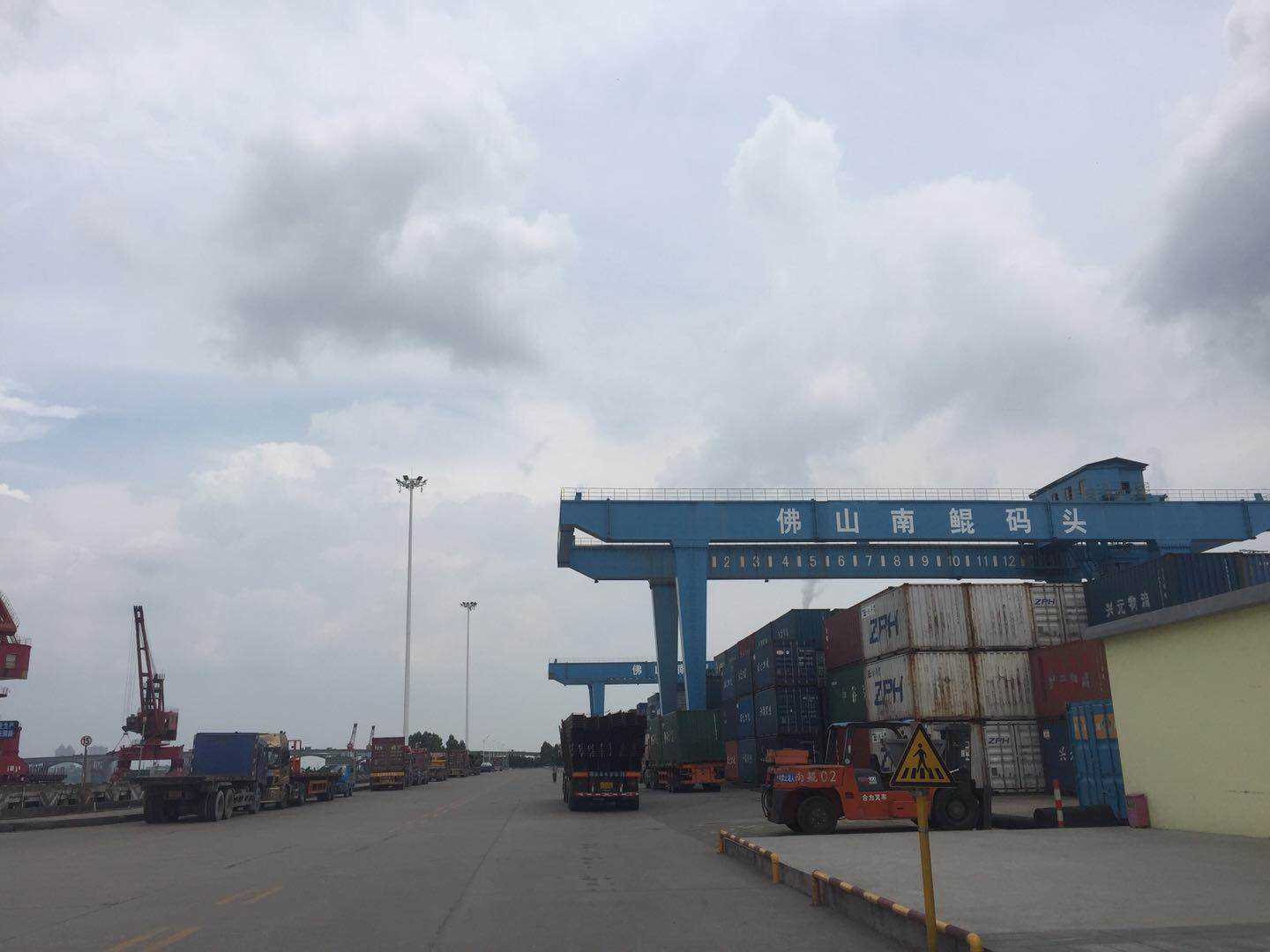 为佛山南鲲码头做港囗机械起升绳（线接触钢丝绳）技术咨询服务