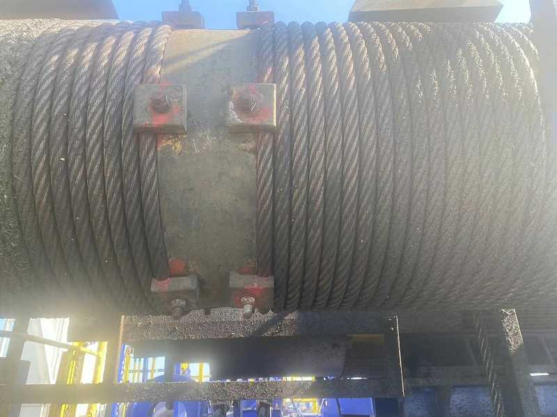 电梯钢丝绳多久更换一次？