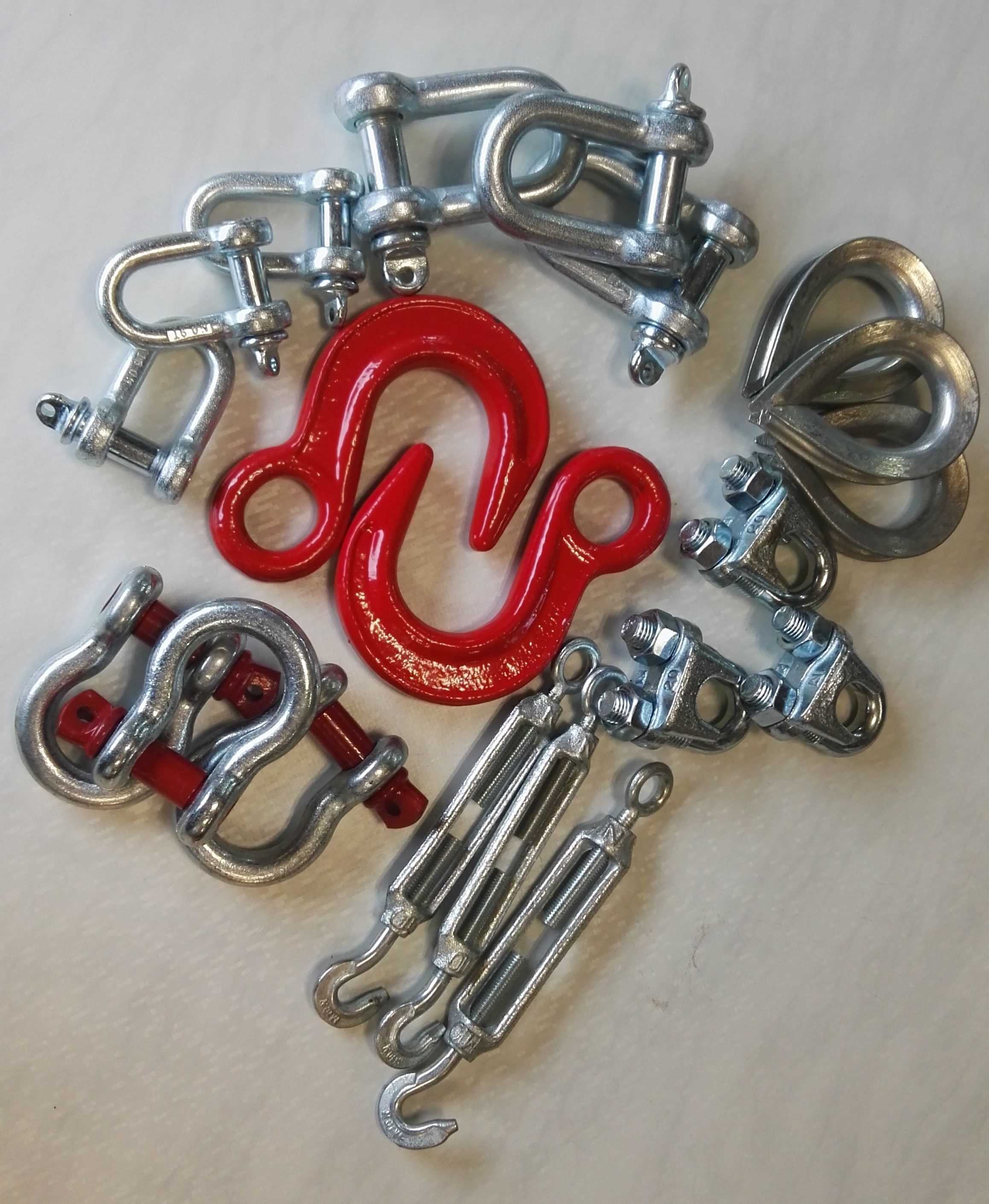 钢丝绳索具和吊装带有什么区别呢？